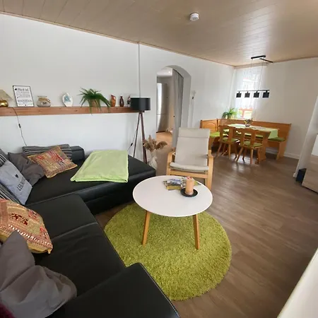 Idyllisches Mit Pool, Blick Und Grossem Grundstueck *