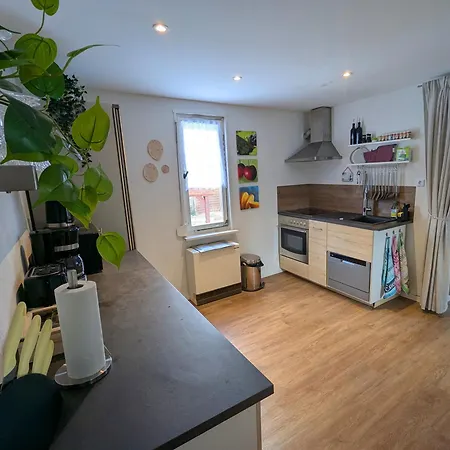 Idyllisches Mit Pool, Blick Und Grossem Grundstueck *